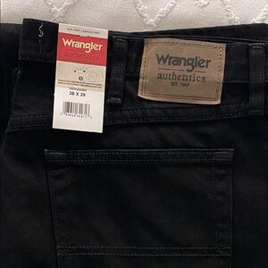 Wrangler Authentic Men’s Black Classic Jean 38x29 NWT